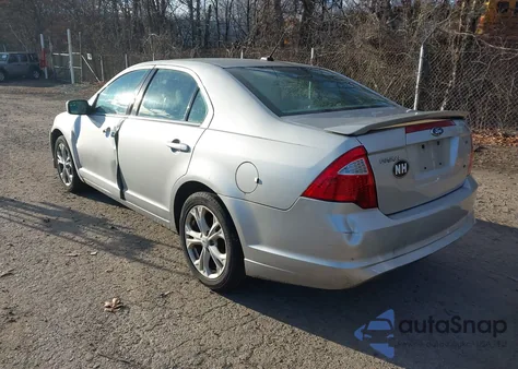 2012 Ford Fusion Se z USA, uszkodzony, nr VIN 3FAHP0HA8CR208973